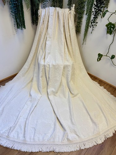 Vintage 1950s cream candlewick - vintage,