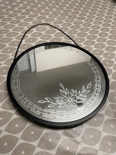 Hand engraved wall - engraved, mirror