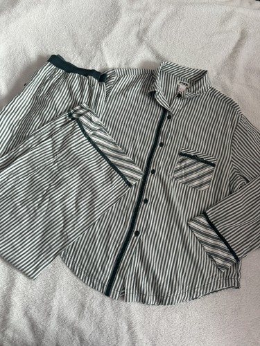 Victoria secret size green - size, m