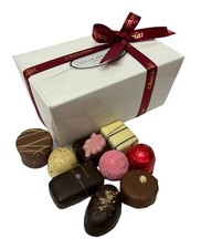 BELGIAN CHOCOLATES IN WHITE