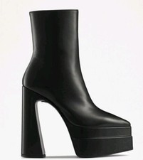 Russell & Bromley NEW platform
