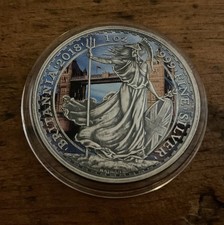  1oz silver .999 BRITANNIA 2018 Queen Elizabeth II coin - Coloured / Antiqued