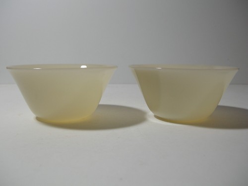 Vintage fire king clam - clam, broth
