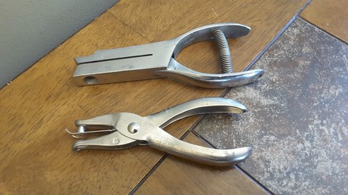 Ticket hole punch - hole, handheld
