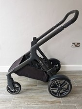 Nuna Demi Grow Chassis With Wheels Basket Caviar Black Very Good Cond
