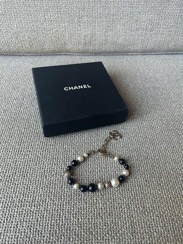Chanel black and white - chanel, pearl