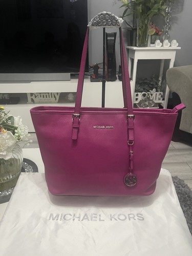 Michael kors genuine saffiano - michael,