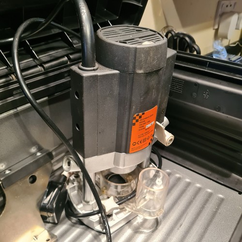 Electric router with hard case - electric,