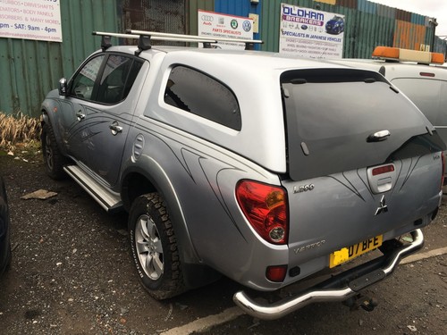 Mitsubishi l200 2007 diesel - mitsubishi,