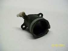 TRIUMPH TT600 INLET MANIFOLD RUBBER    (D66)