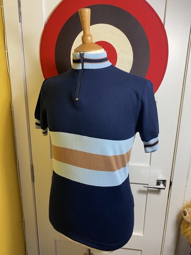 Art gallery clothing - art, agc