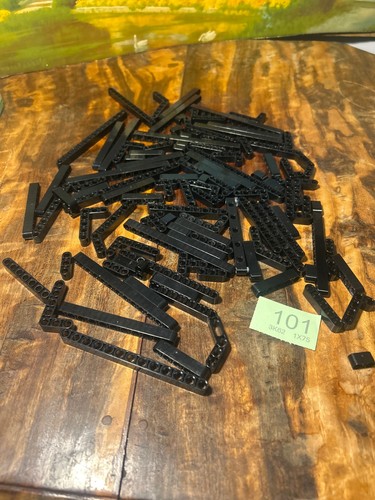 Over 100x black lego - 100x,