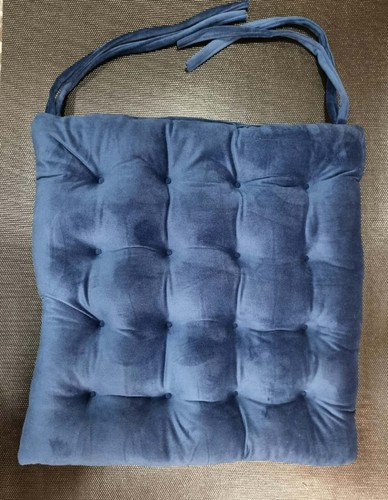 New seat pad - new,