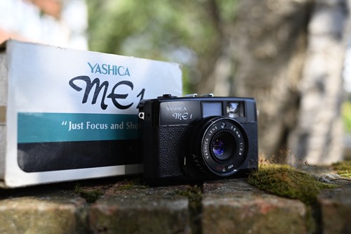 Yashica 35mm film compact - film,