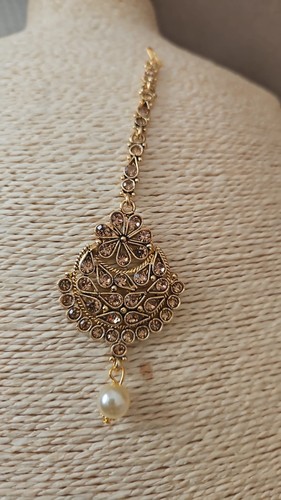 Indian jewellery headpiece