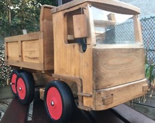 Large Wooden Lorry - 75Lx30Wx40cmH