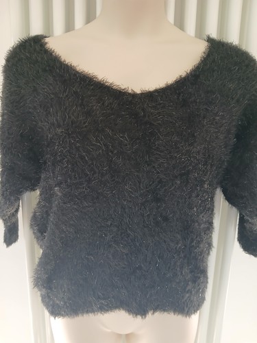 Black fluffy eyelash knit - f&f,