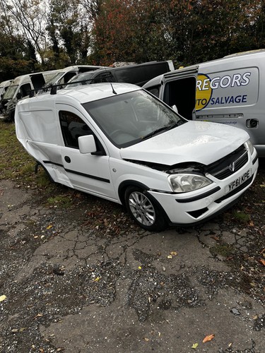 Vauxhall combo 2011 3 cdti - c,