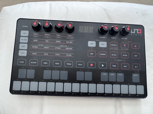 Multimedia uno synth - ik,