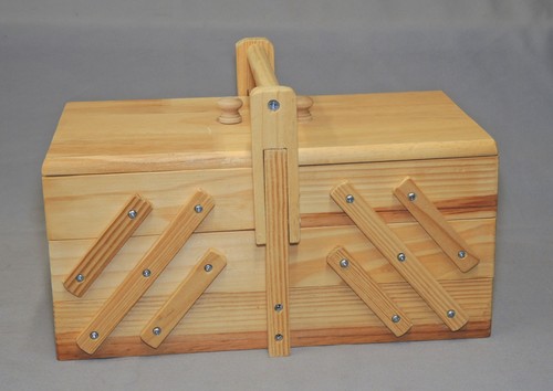 Wooden tier cantilever - tier,