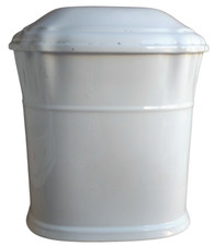 Sanitan Elizabethan CC Cistern