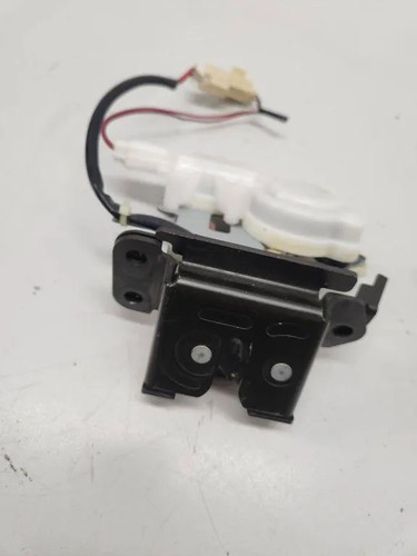 Mazda cr19 tailgate boot - mazda,