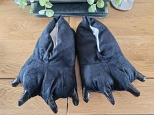 Boys Black Monster Slippers Size 3/4