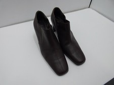 Ladies BHS brown leather ankle boots with mid block heel size 6
