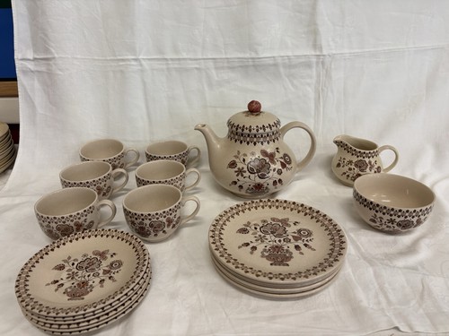 Johnson brothers jamestown tea - jamestown,