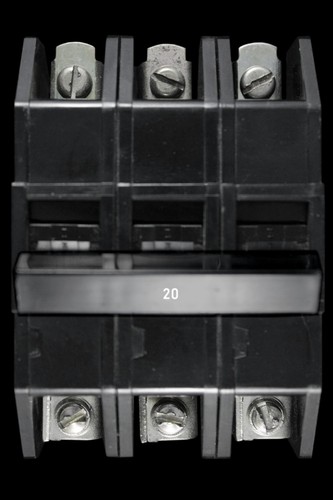 Dorman type mcb triple - dorman, 20
