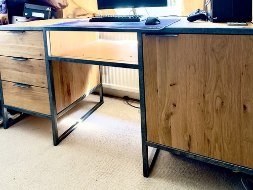 Metal and solid wood - , oak