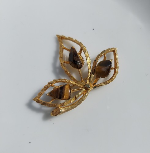 Gold tone gemstones - tone, open