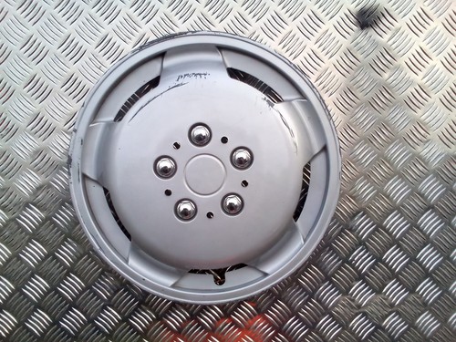 Aftermarket horsebox van - horsebox, 15"