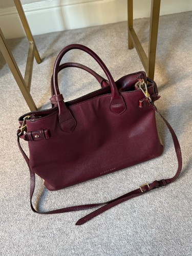 Burberry banner burgundy - banner,