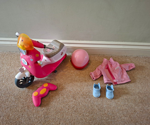 Baby born battery operated - baby, battery-operated