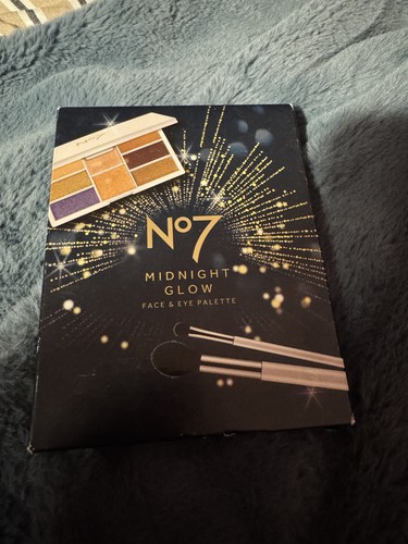 No7 eye face palette - &,