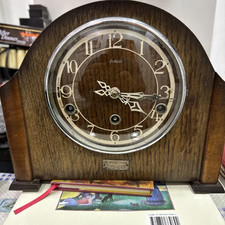 25cm Enfield Mantel Clock - Wooden Retro Antique Mid Century,1/4 Hour Chimes