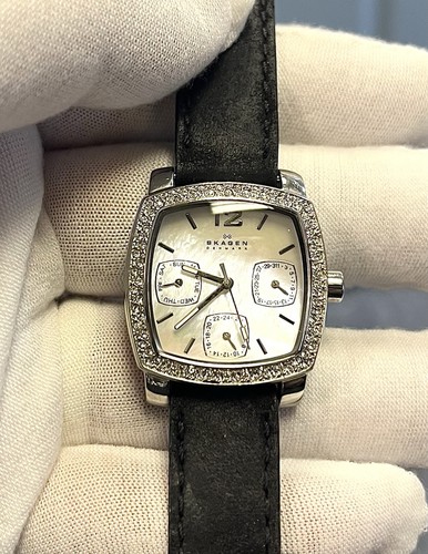 Pre owned ladies skagen watch - skagen,