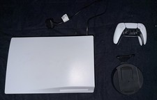 Sony PlayStation 5 (PS5)