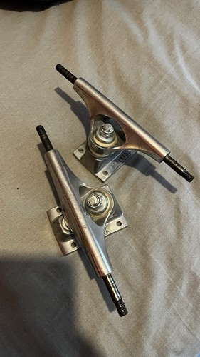 Skateboard trucks krux - skateboard,