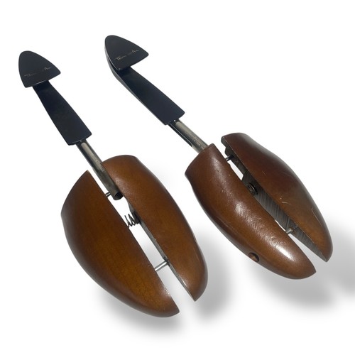 Wood shoe keeper - wood,