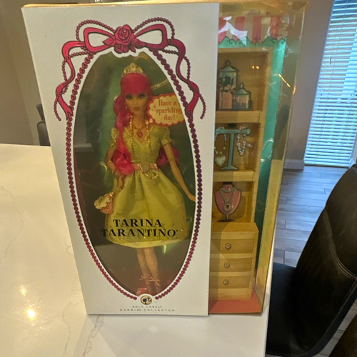 Barbie collector tarina - collector,