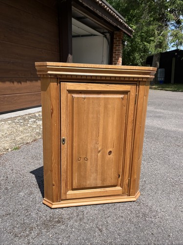 Pine corner cupboard wall - corner,