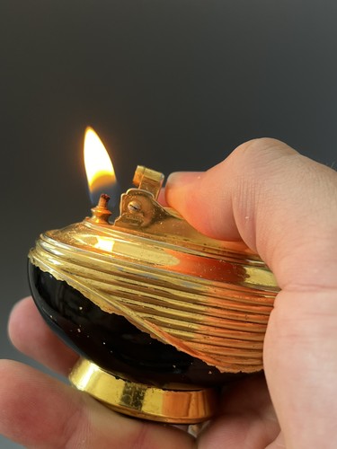Ronson lotus table lighter - ronson,