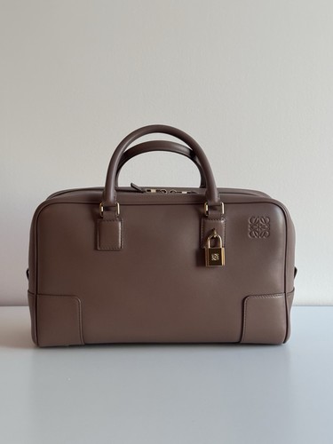 Loewe amazona current - –,