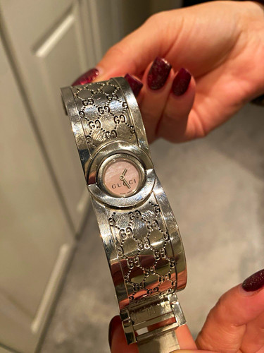 Gucci twirl pink dial silver - gucci,