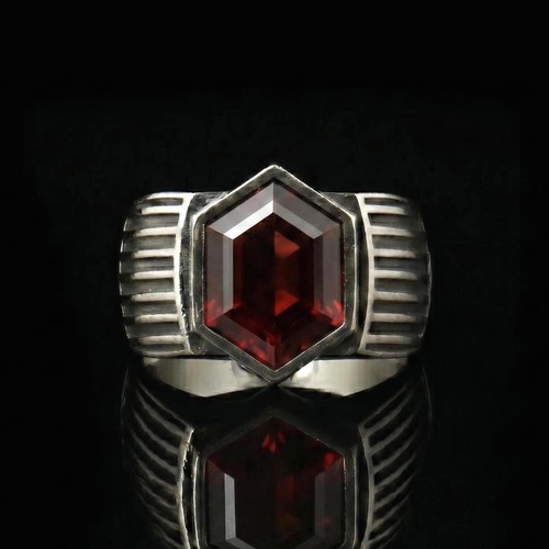 Hexagon cut garnet men - cut, men's