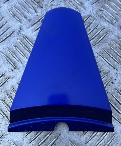 Honda cbr125r 2004 - 2010, side