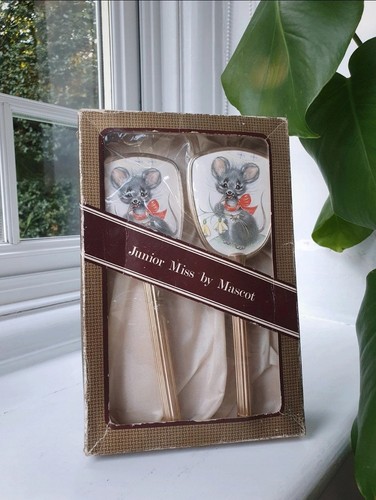 Vintage mascot junior miss - vintage,