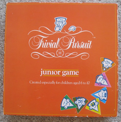 Trivial pursuit junior game - trivial,